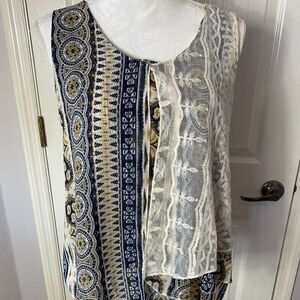 ONE WORLD Layered Top Medium